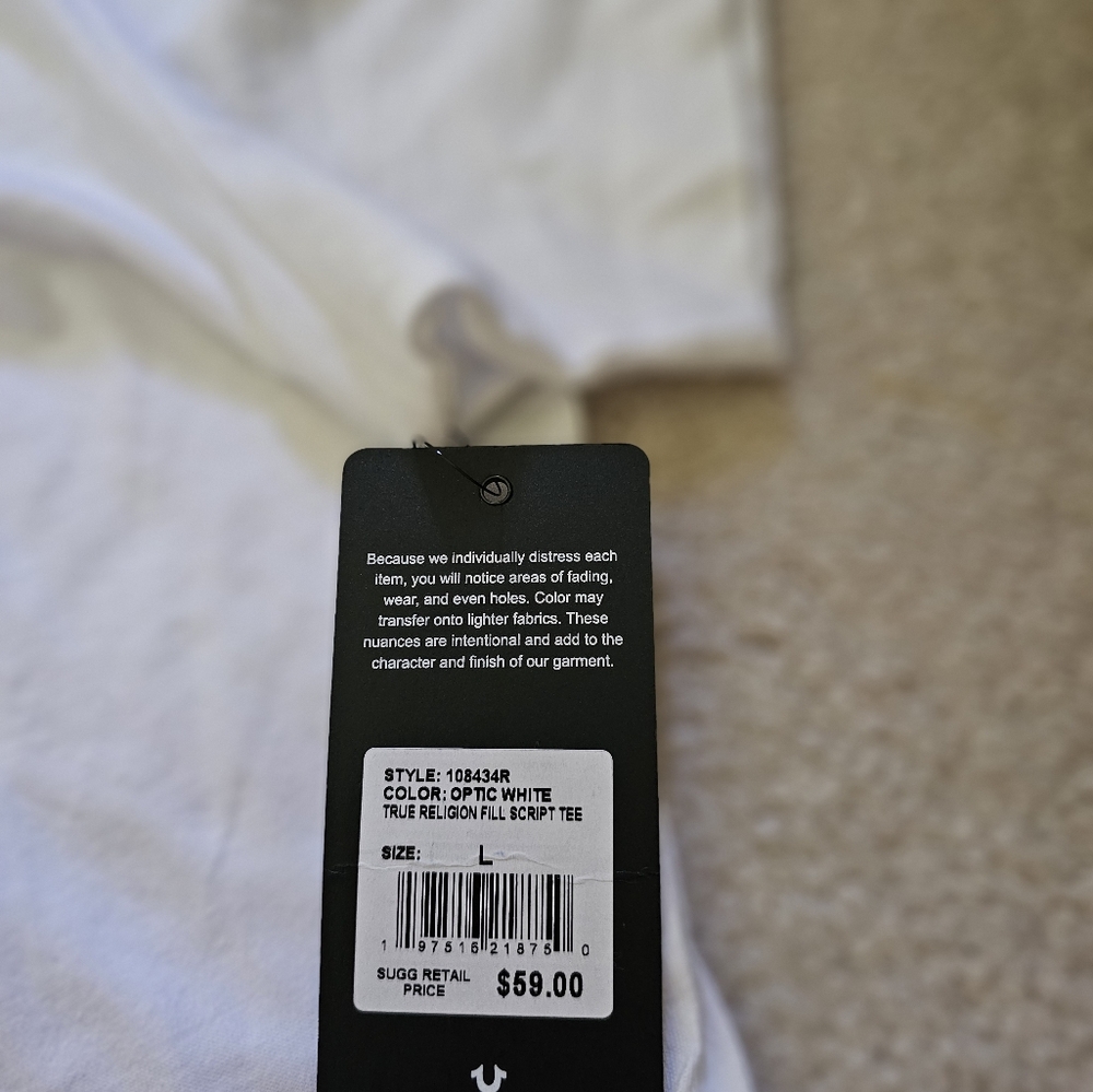 True Religion tee - Picture 4 of 4
